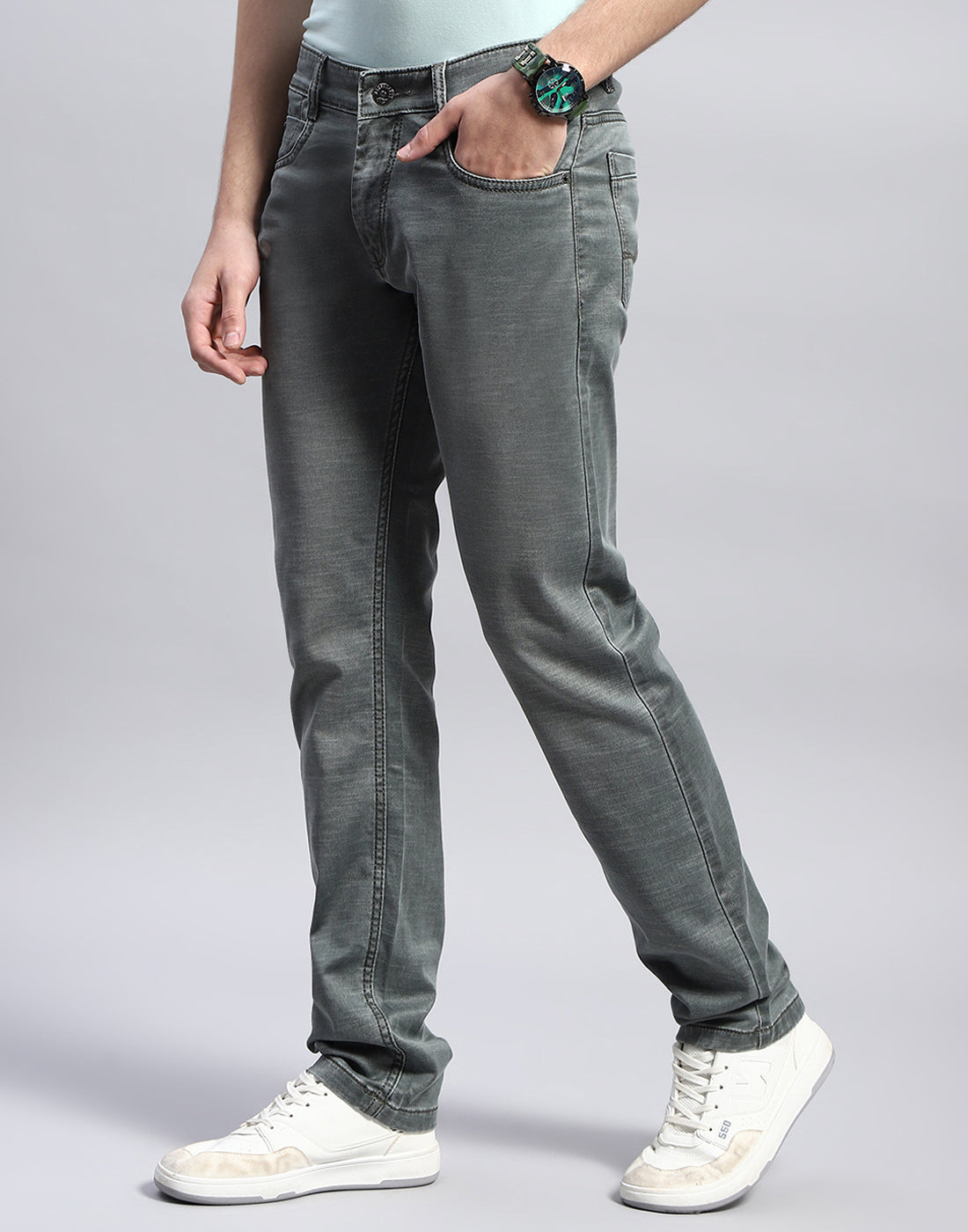 Men Grey Light Wash Narrow Fit Denim