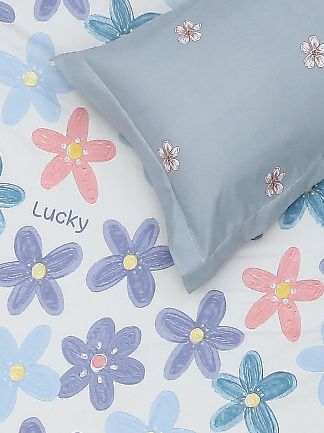 130 GSM Polyester Double Bed Bedsheet with 2 Pillow Covers