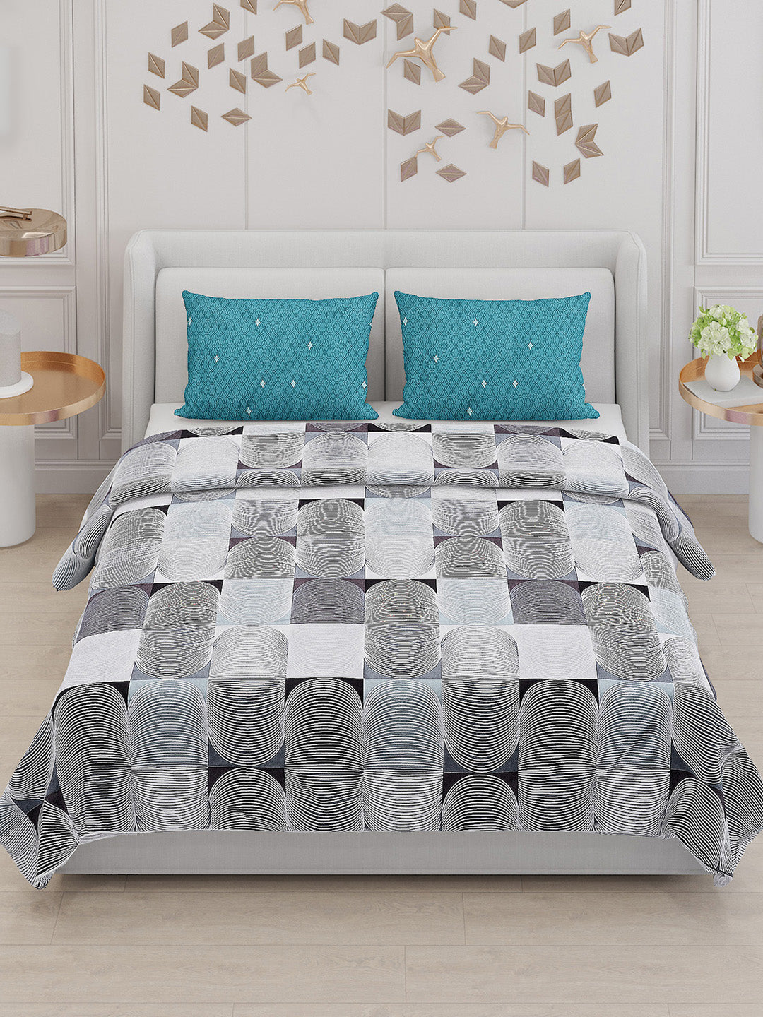 130 GSM Polyester Double Bed Bedsheet with 2 Pillow Covers