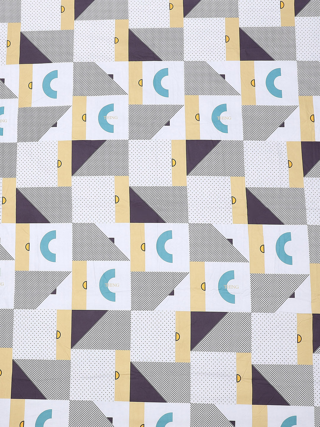 130 GSM Polyester Double Bed Bedsheet with 2 Pillow Covers