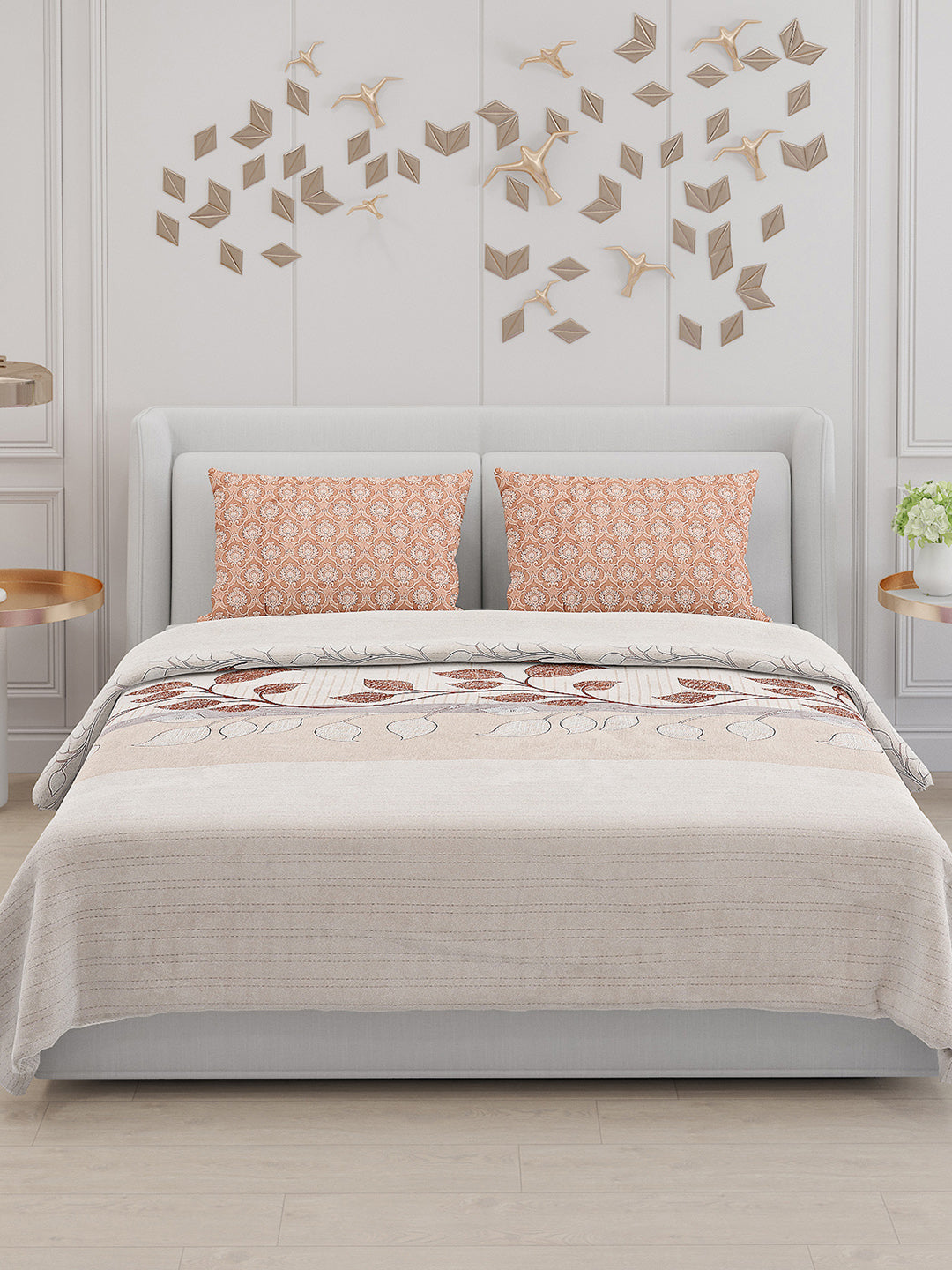 130 GSM Polyester Double Bed Bedsheet with 2 Pillow Covers