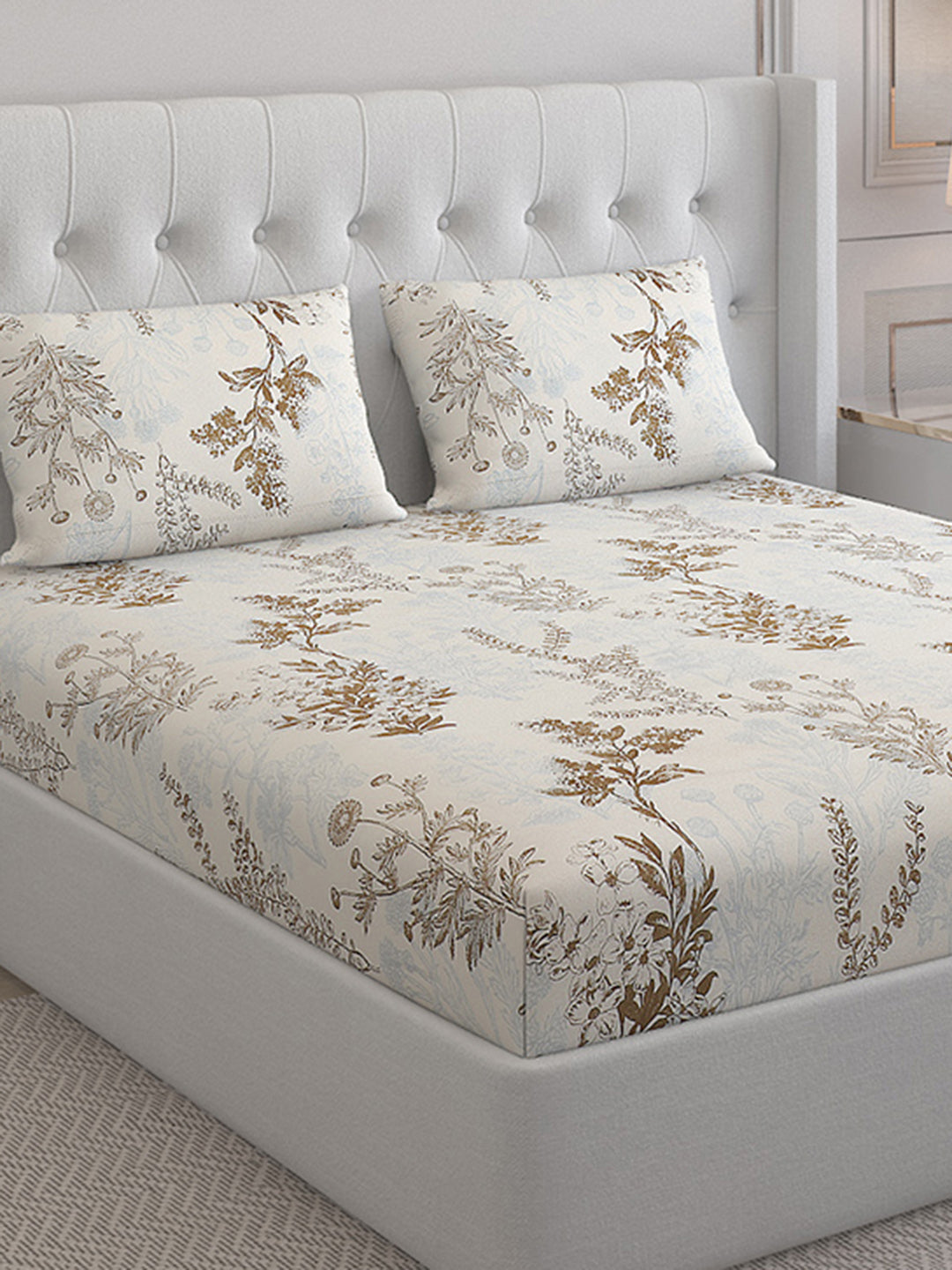 130 GSM  Polyester Double Bed Bedsheet with 2 Pillow Covers