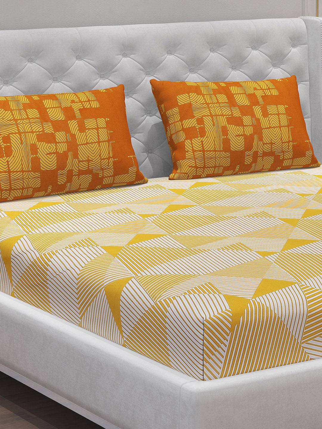 MOCA by Monte Carlo 104 TC Cotton Double Bedsheet with 2 Pillow Covers