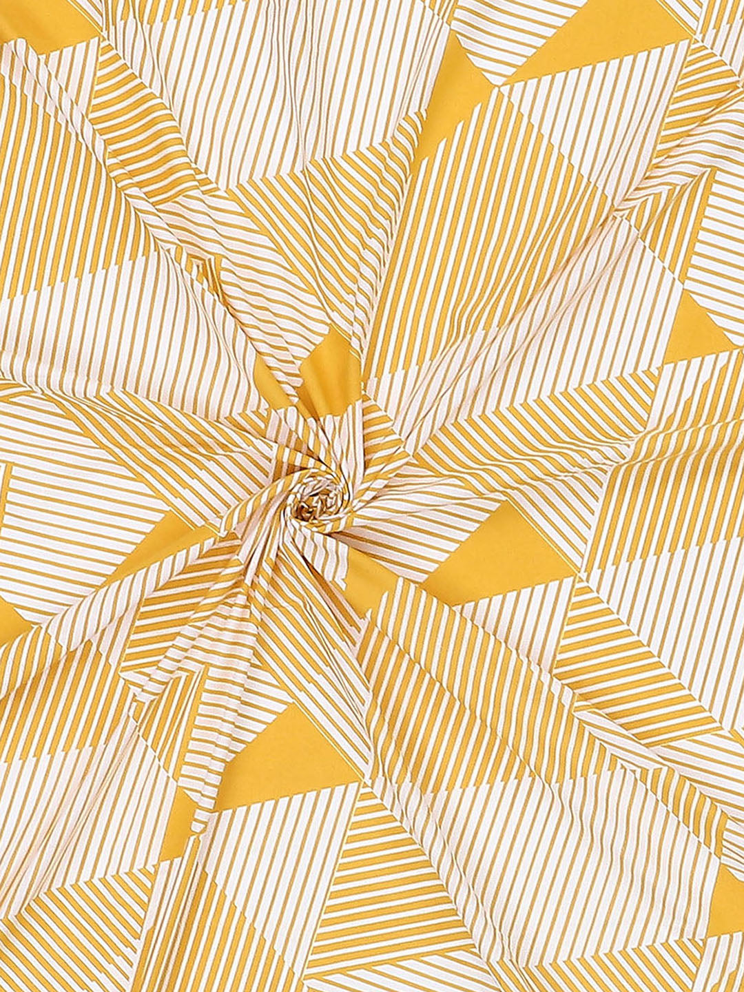 MOCA by Monte Carlo 104 TC Cotton Double Bedsheet with 2 Pillow Covers