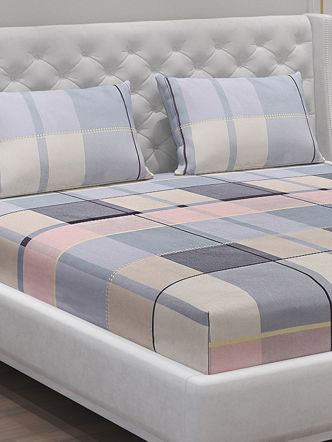 140 GSM Polyester Double Bed Bedsheet with 2 Pillow Covers