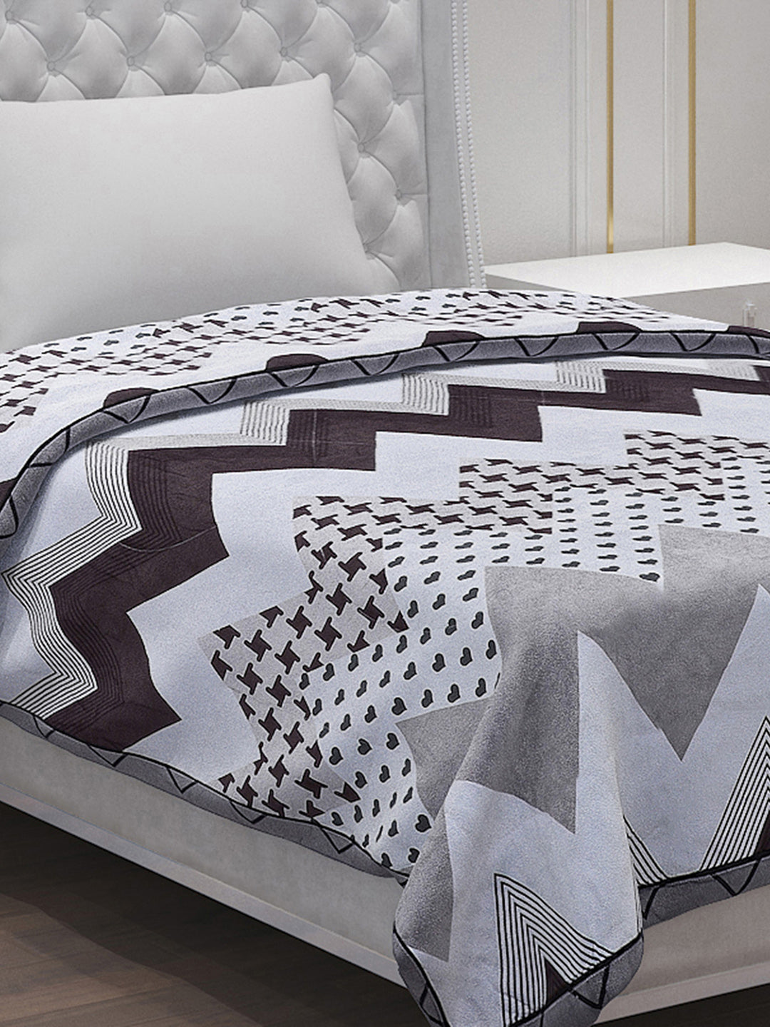 Printed 100% Polyester Single Bed Comforter for AC Room