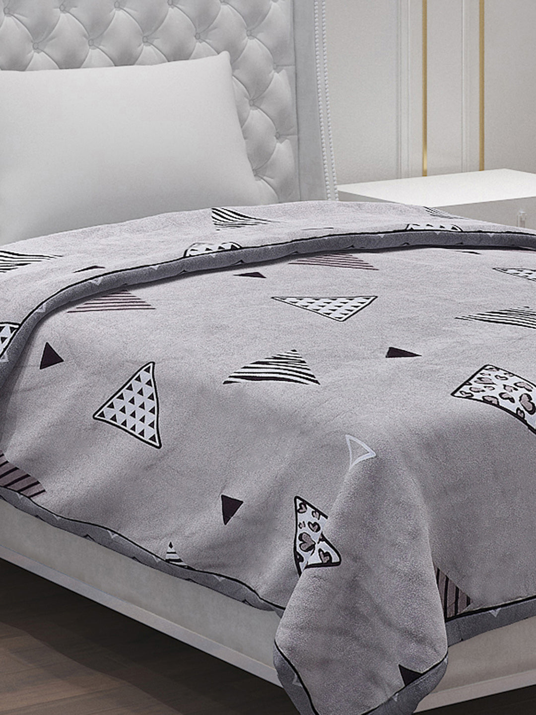 Printed 100% Polyester Single Bed Comforter for AC Room