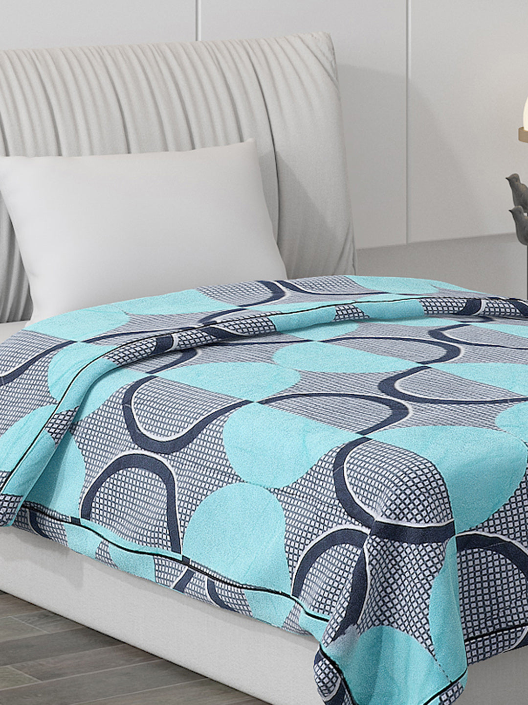 Printed 100% Polyester Single Bed Comforter for AC Room