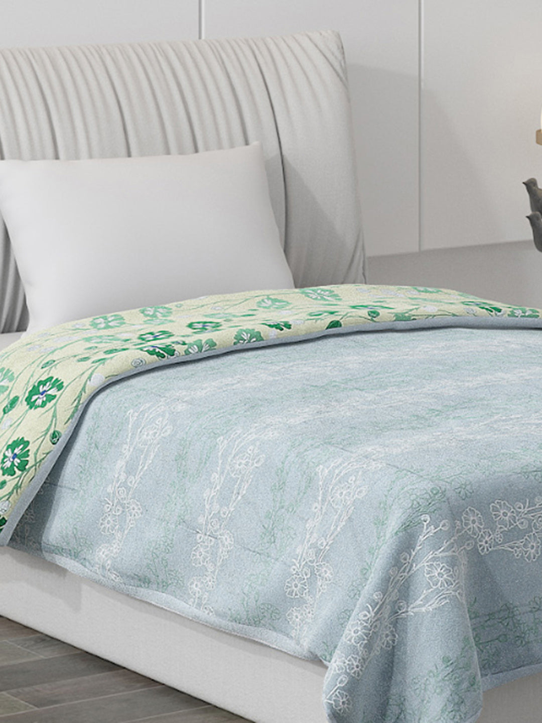 Printed Polyester Single Bed Comforter for AC Room