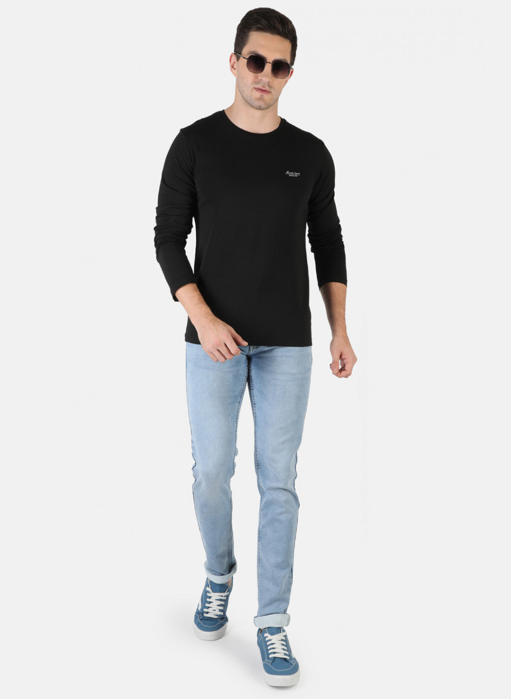 Men Black Plain T-Shirt