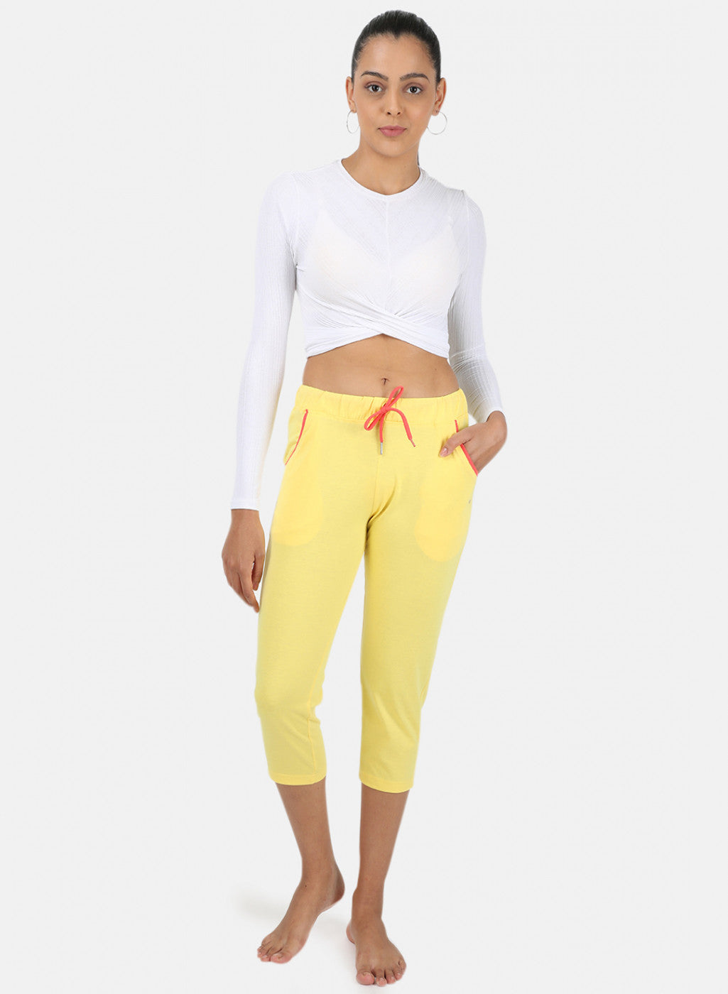 Womens Yellow Plain Capri