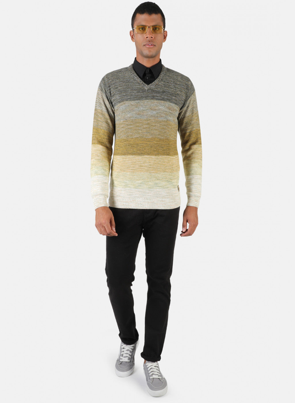 Men Grey & Mustard Solid Pullover