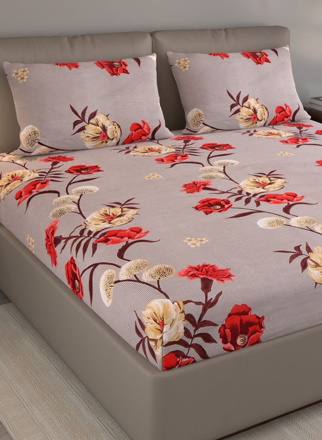 130 GSM Polyester Queen Bedsheet with 2 Pillow Covers