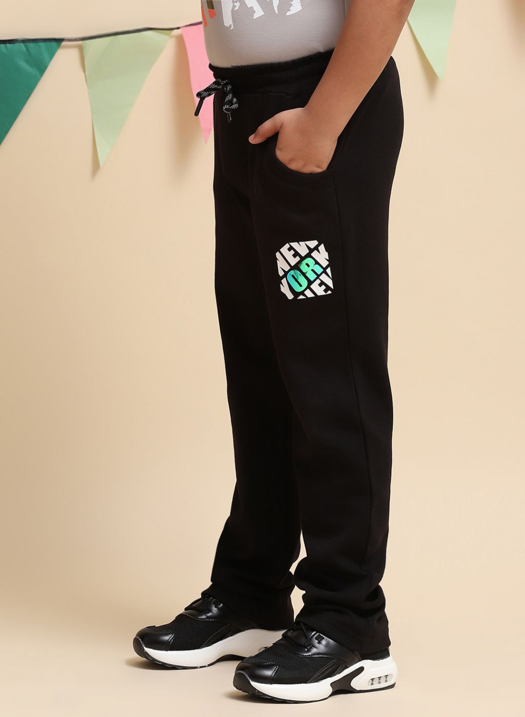 Boys Black Regular Fit Lower