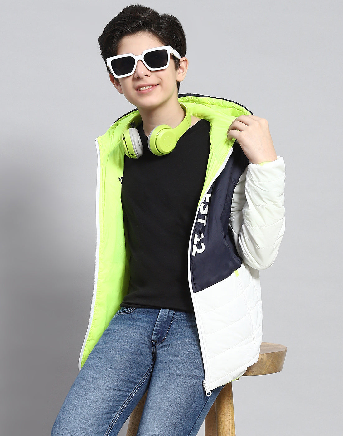 Boys White Solid Collar Full Sleeve Boys Jacket