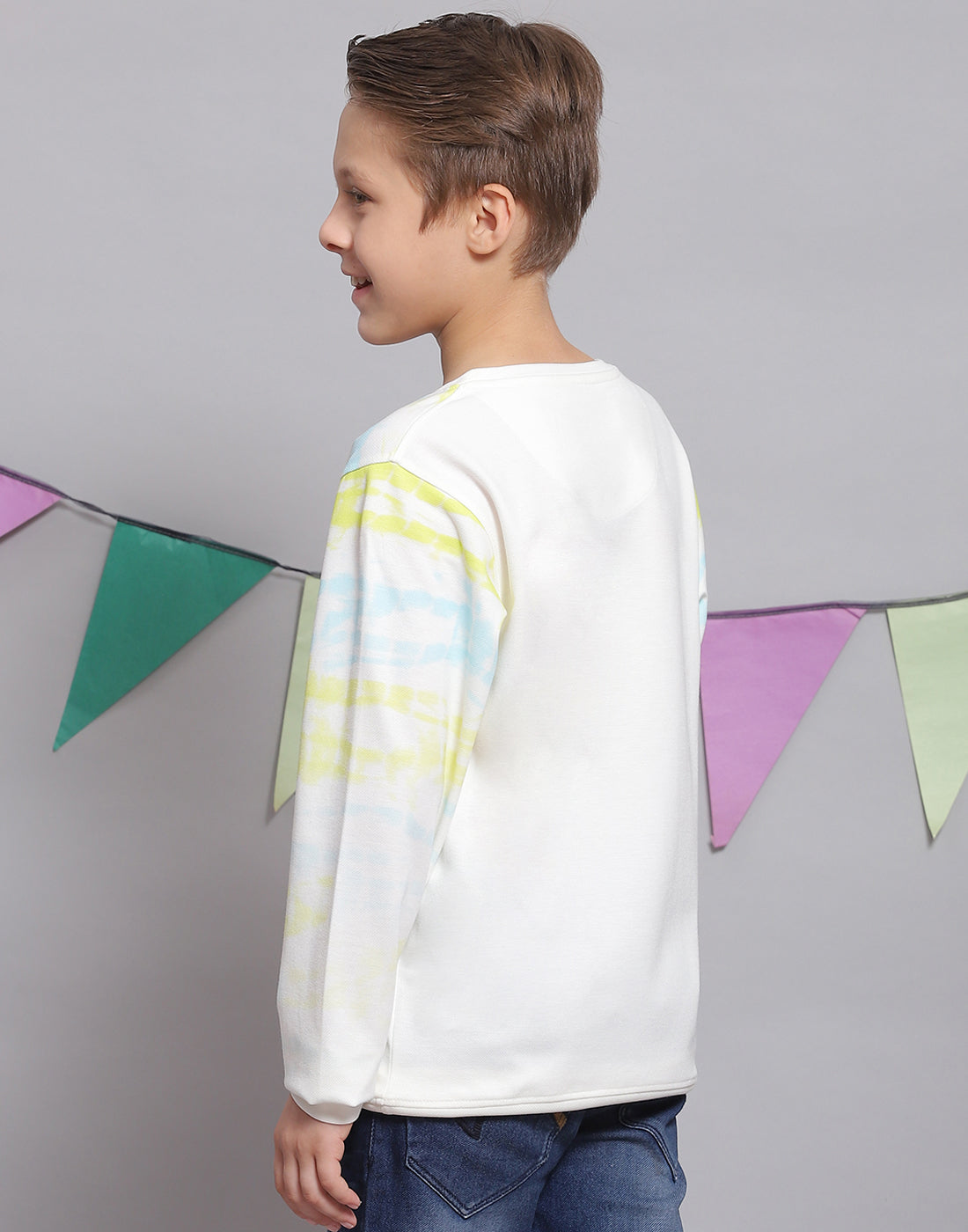 Boys Off White Printed Round Neck Full Sleeve T-Shirts