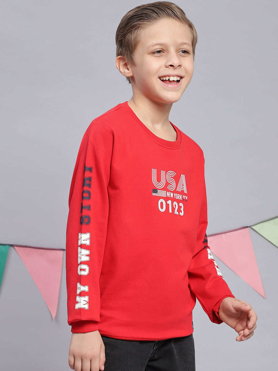Boys Red Printed Round Neck Full Sleeve Sweatshirt