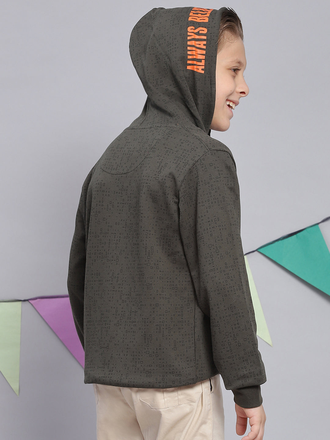 Boys Olive Printed Round Neck Full Sleeve Sweatshirt