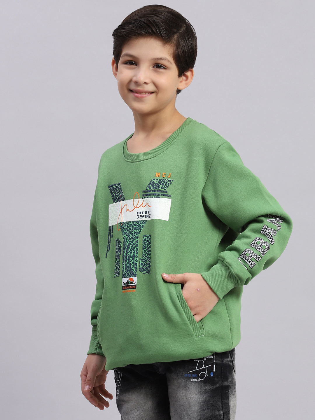Boys Green Printed Round Neck Full Sleeve Sweatshirt