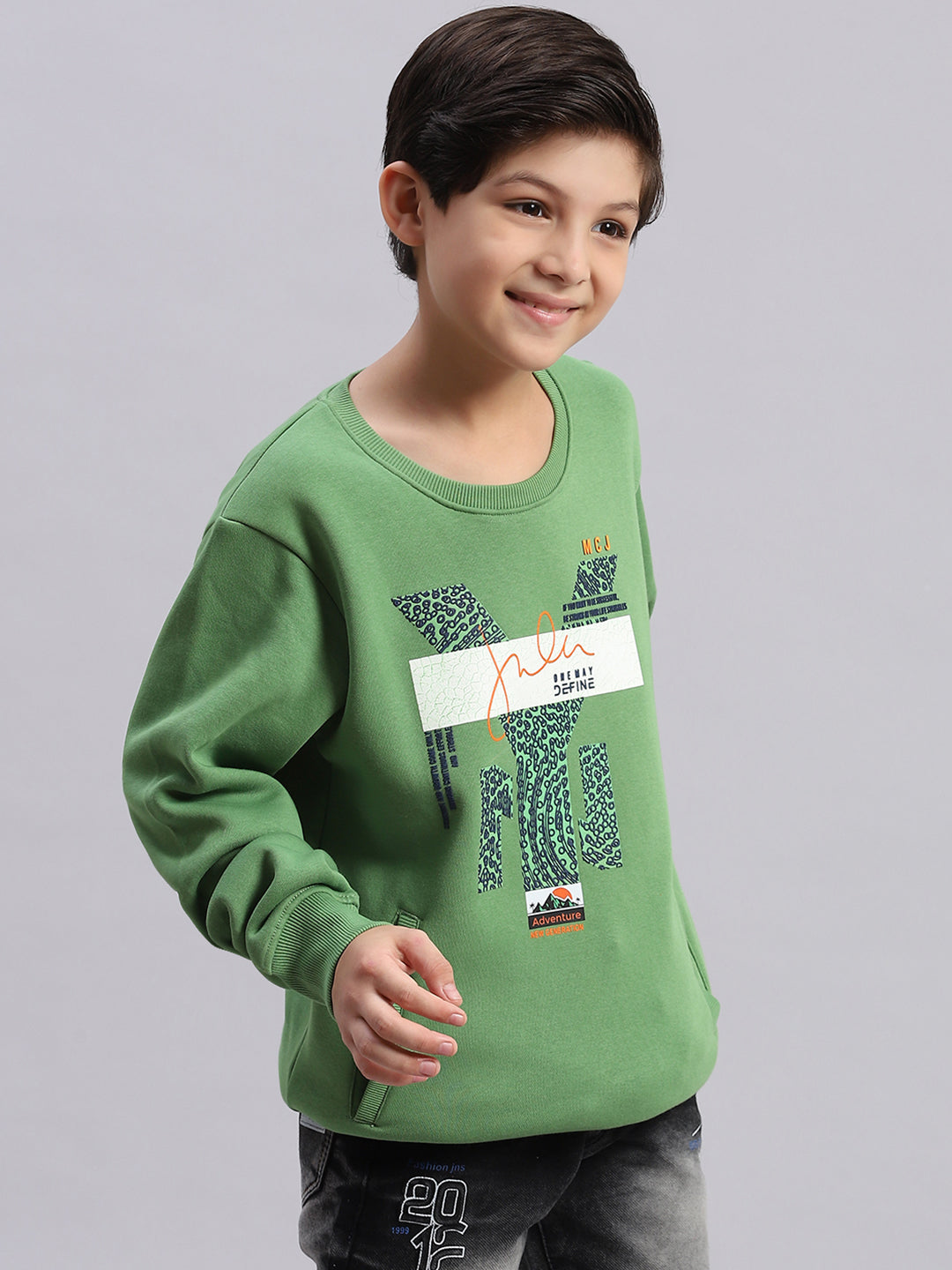 Boys Green Printed Round Neck Full Sleeve Sweatshirt