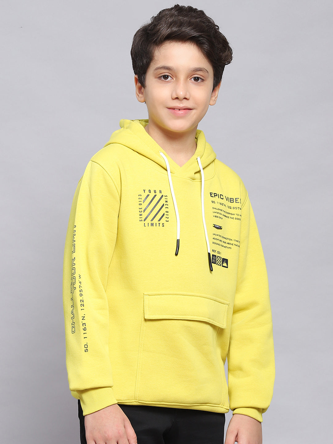 Boys Yellow Printed Hooded Full Sleeve Sweatshirt