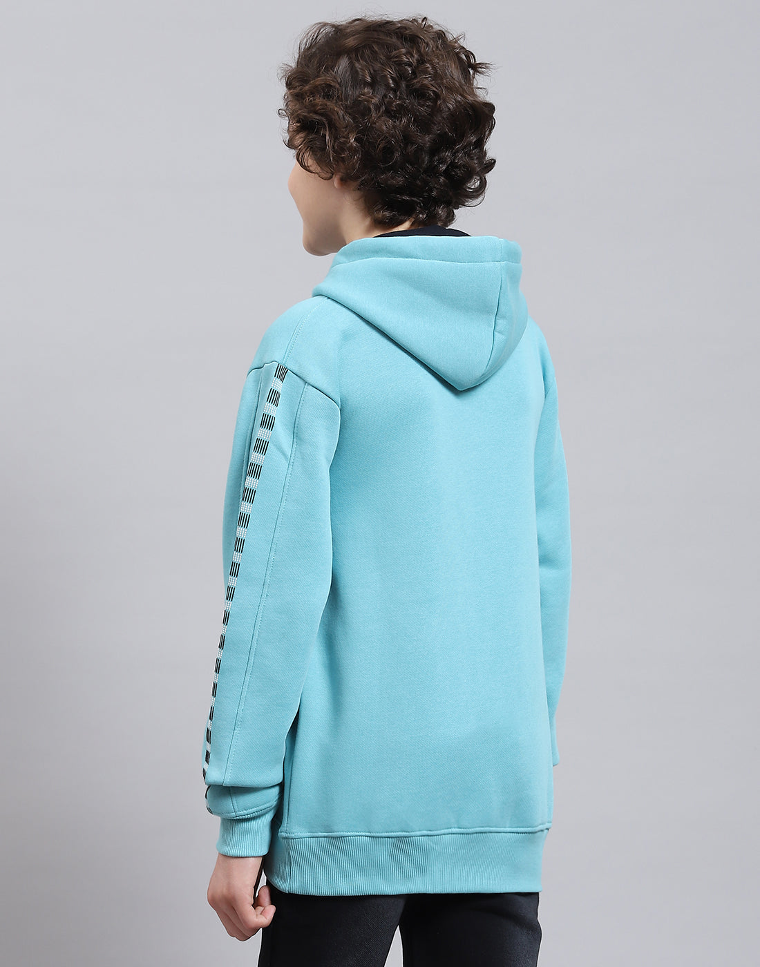 Boys Blue Printed Round Neck Full Sleeve Sweatshirt