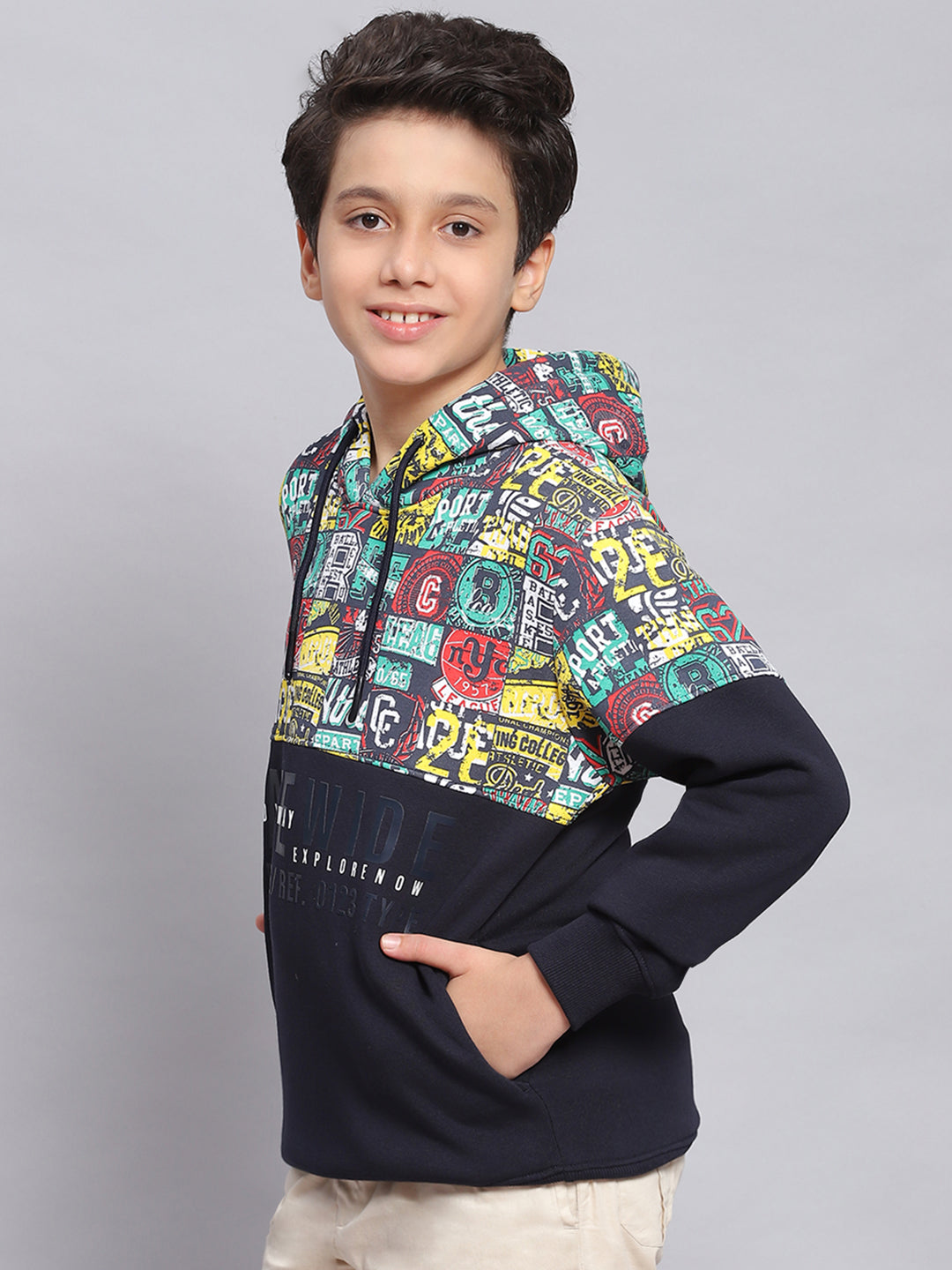 Boys Navy Blue Printed Hooded Full Sleeve Sweatshirt