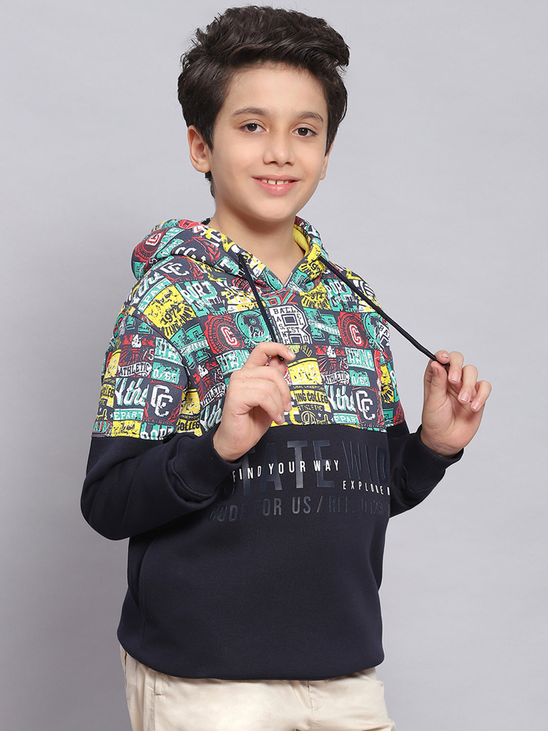 Boys Navy Blue Printed Hooded Full Sleeve Sweatshirt