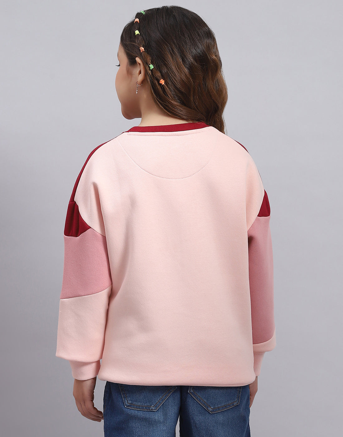 Girls Pink Printed Round Neck Full Sleeve Sweatshirt
