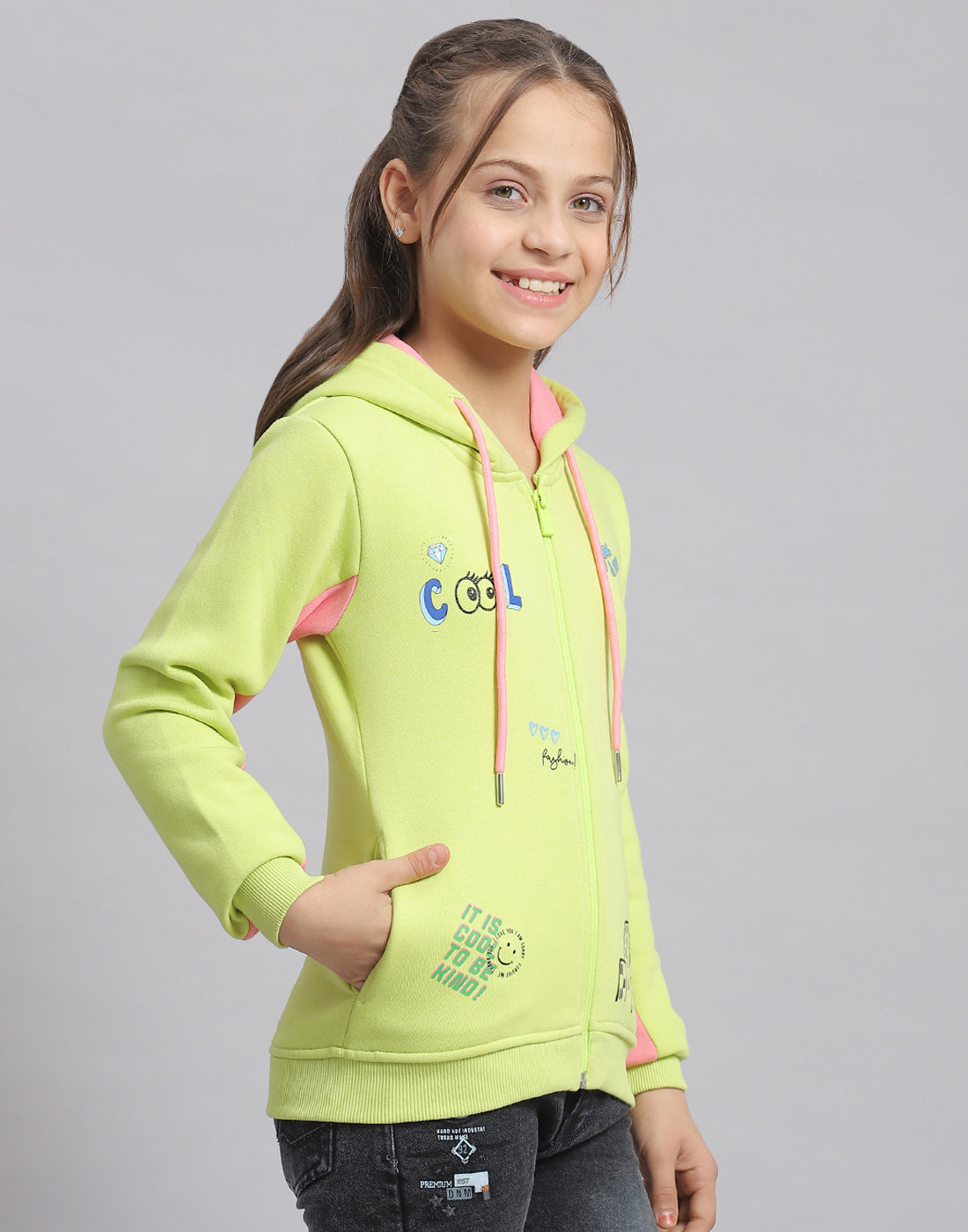 Girls Green Printed Hooded Full Sleeve Sweatshirt