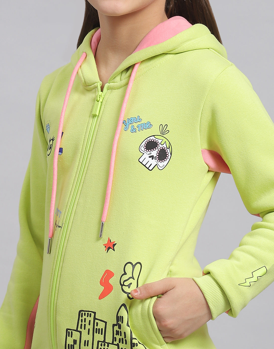 Girls Green Printed Hooded Full Sleeve Sweatshirt