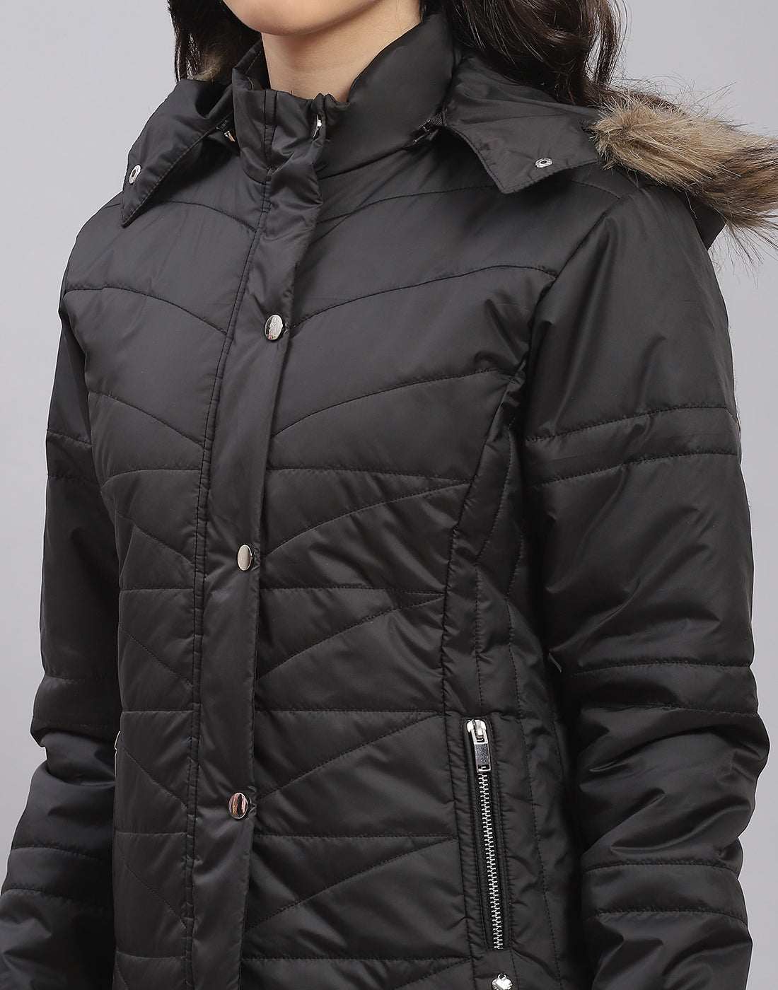 Girls Black Solid Hooded Full Sleeve Girls Jacket