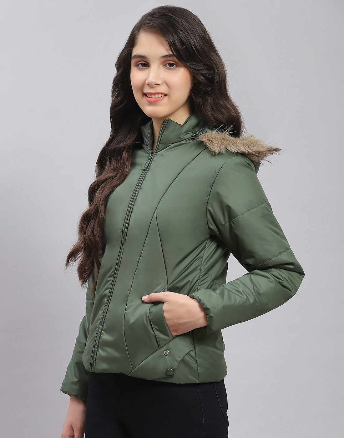 Girls Olive Solid Hooded Full Sleeve Girls Jacket