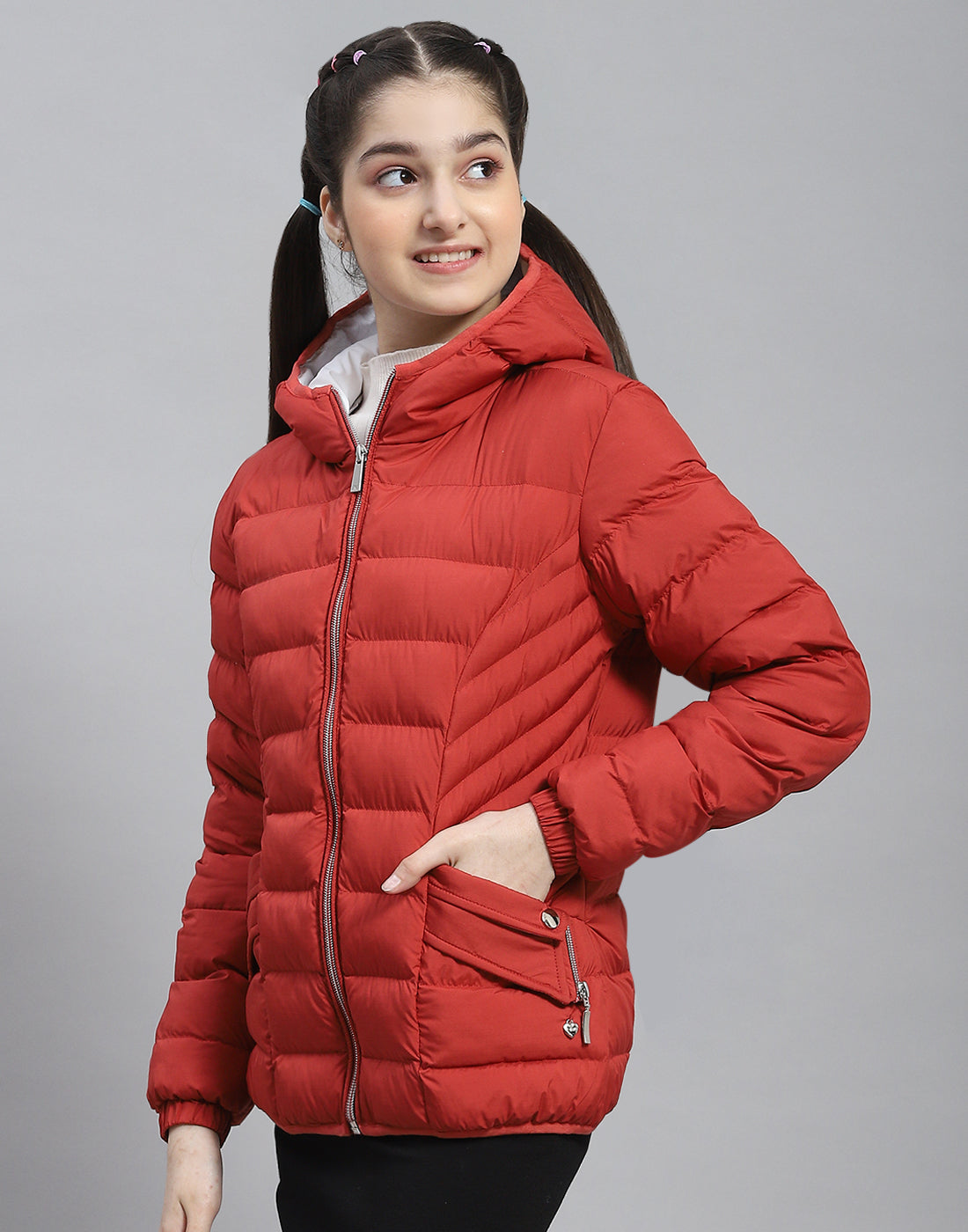 Girls Red Solid Hooded Full Sleeve Girls Jacket