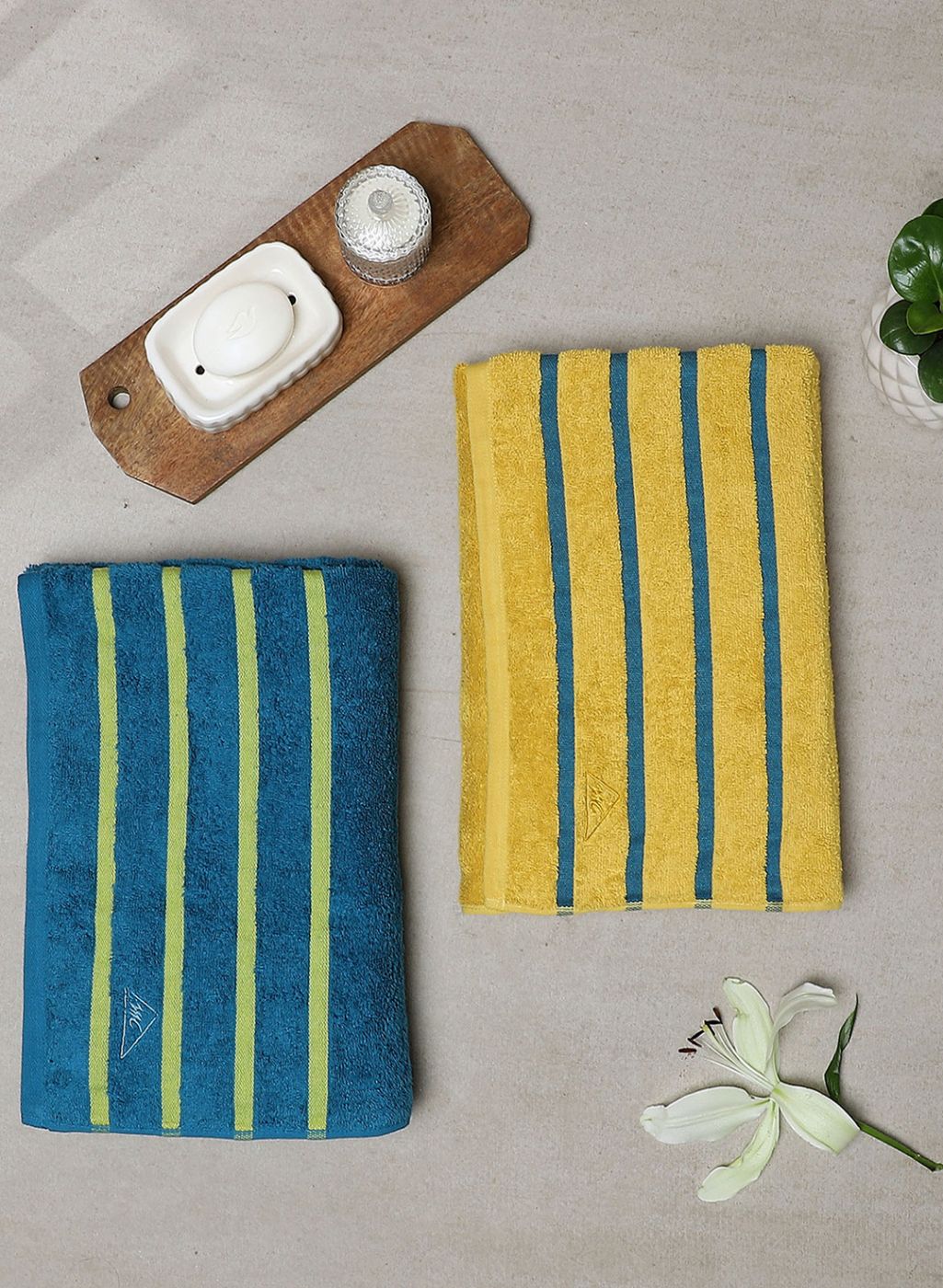 Yellow & Blue Cotton 525 GSM Bath Towel (Pack of 2)