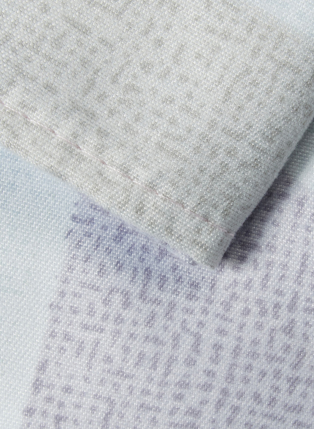 Multi Color 130 GSM Bedsheet with 2 Pillow Covers